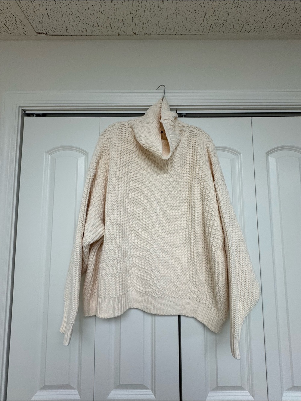 Free People Ivory Turtleneck Oversized Pullover Sweater